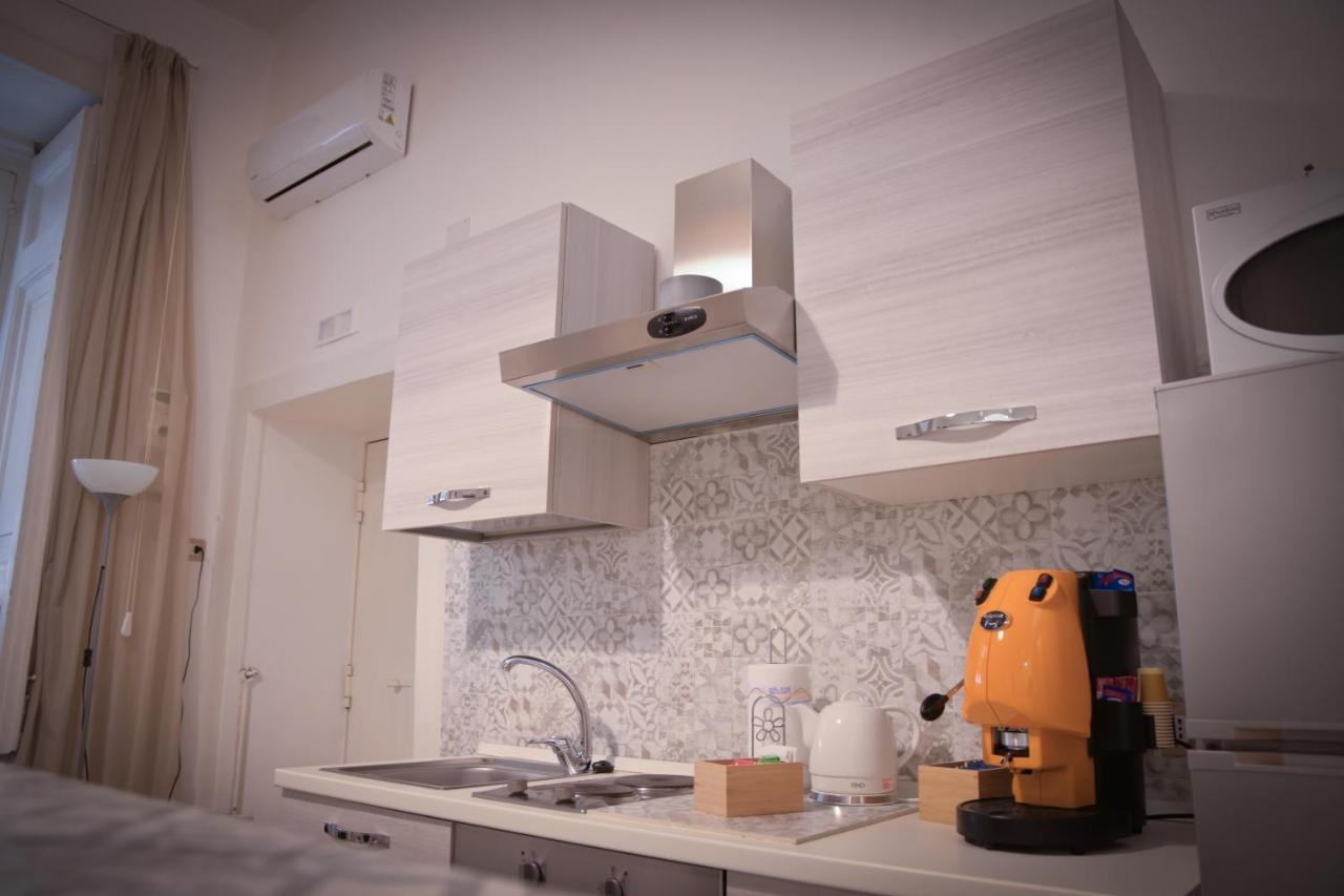 Casa Martino Formale Apartment Napoli Bagian luar foto